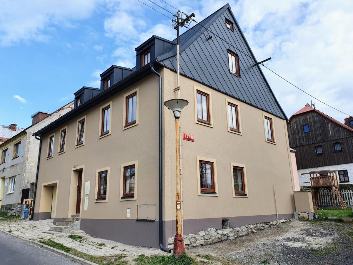 Apartmany U Muzea Horní Blatná Exterior foto